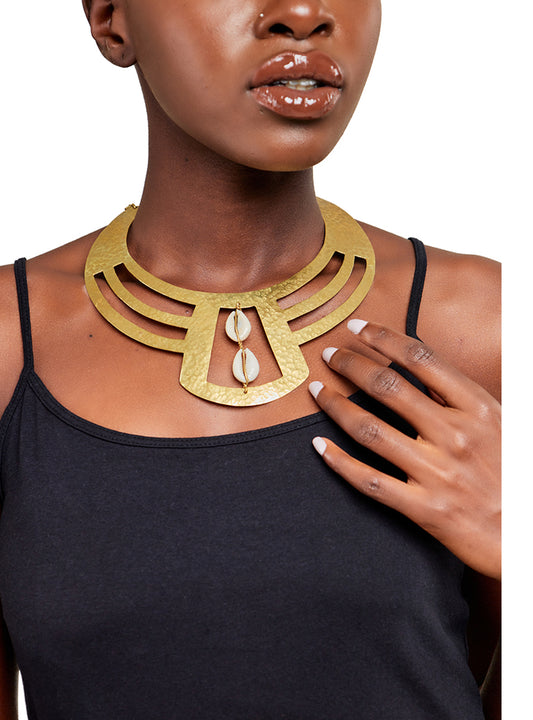 Collar Hammered Brass with Mid Shells Necklace