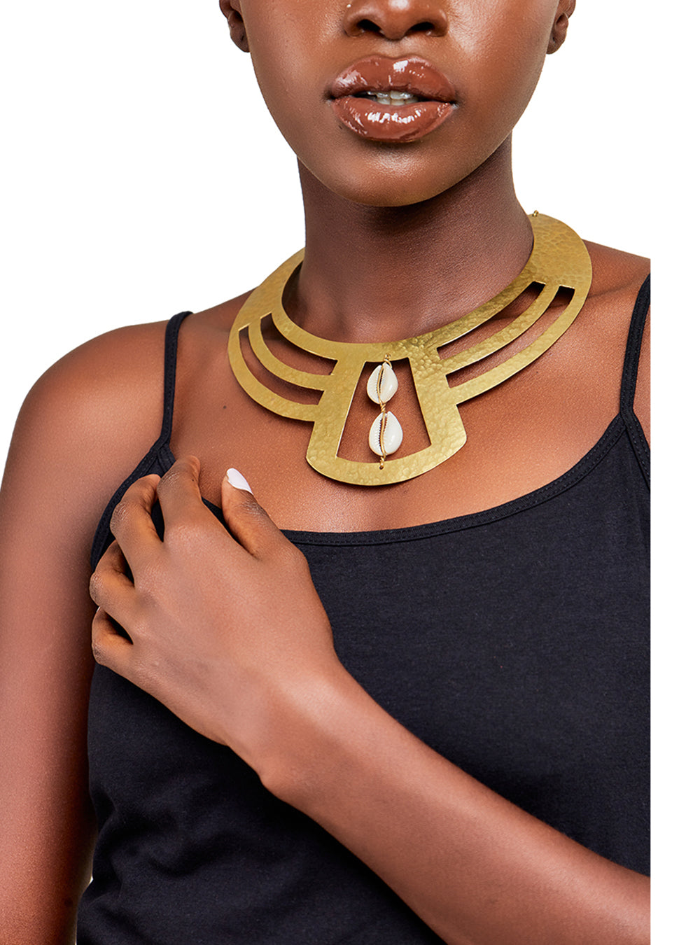 Collar Hammered Brass with Mid Shells Necklace