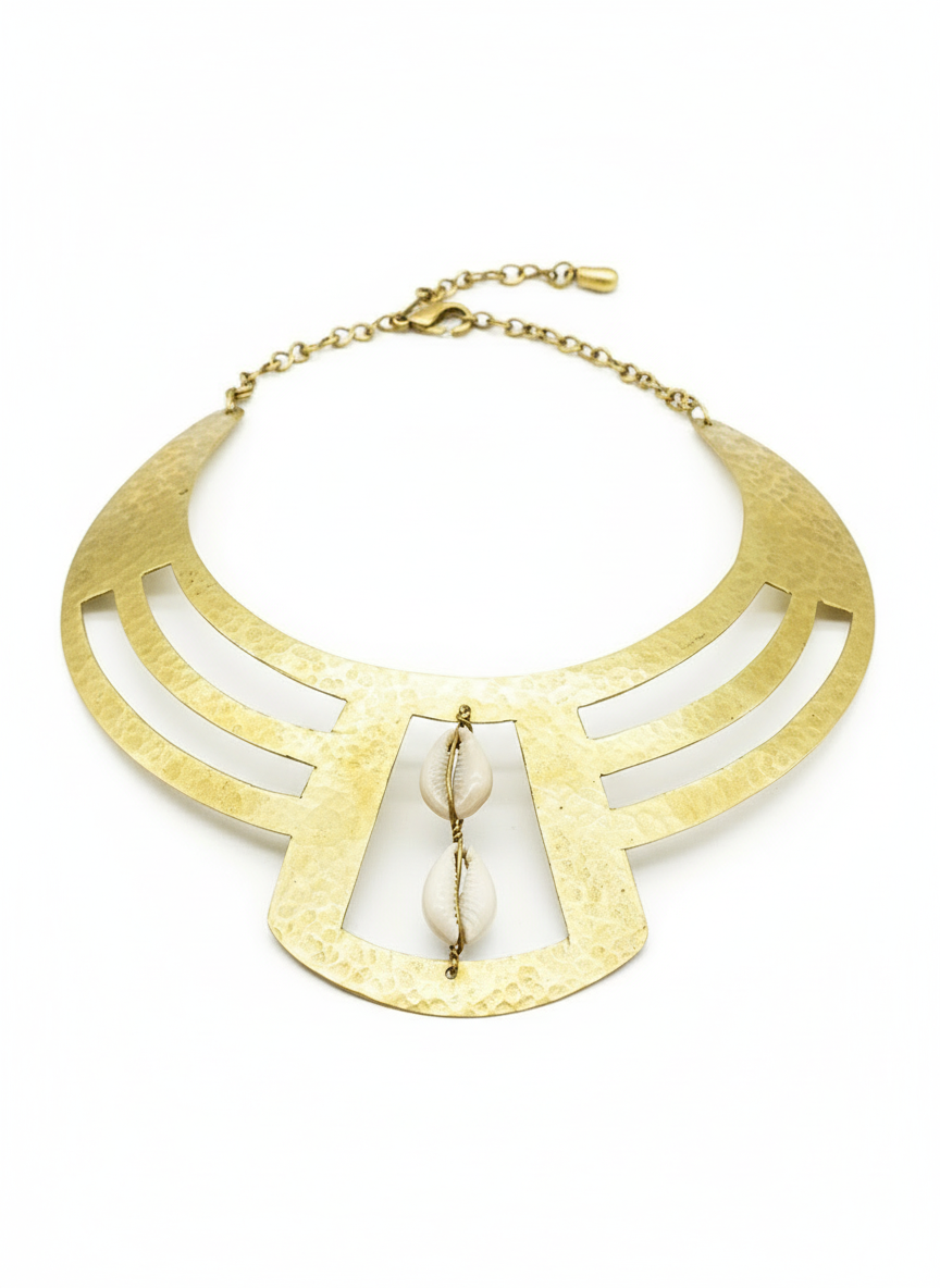 Collar Hammered Brass with Mid Shells Necklace
